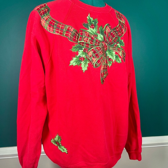 Vintage Red Holiday Sweater crewneck sweatshirt with Festive Bow Design - Picture 1 of 8